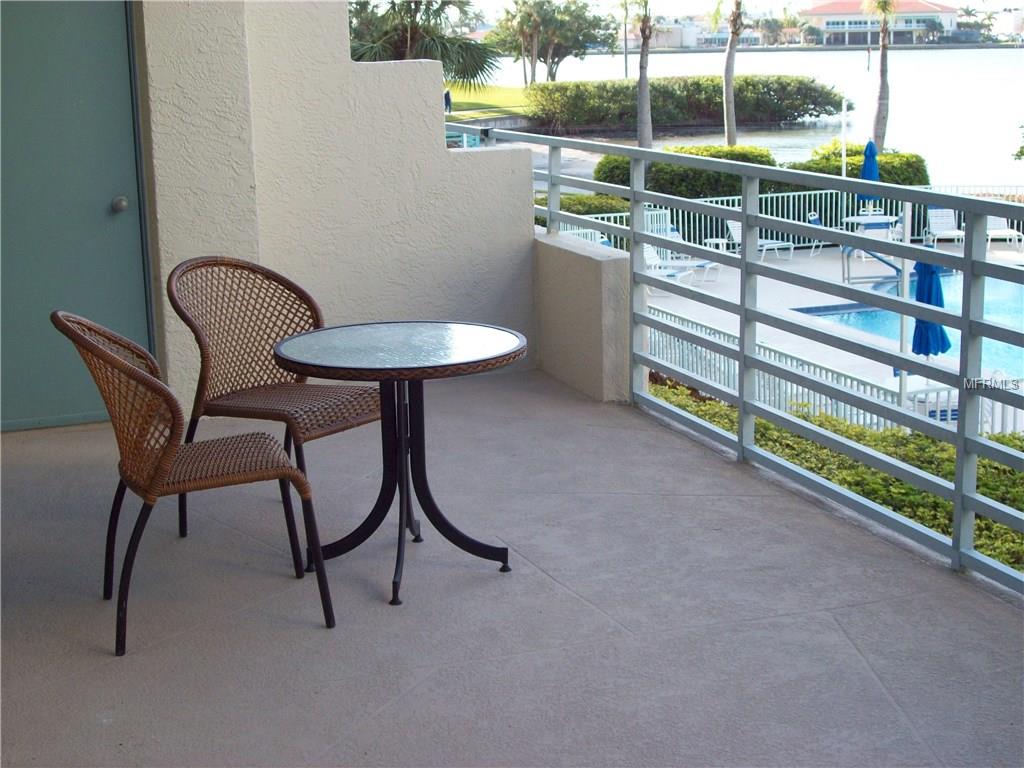 7902 SAILBOAT KEY BOULEVARD S, SOUTH PASADENA, Florida 33707, 2 Bedrooms Bedrooms, 5 Rooms Rooms,2 BathroomsBathrooms,Residential,For sale,SAILBOAT KEY,U7847596