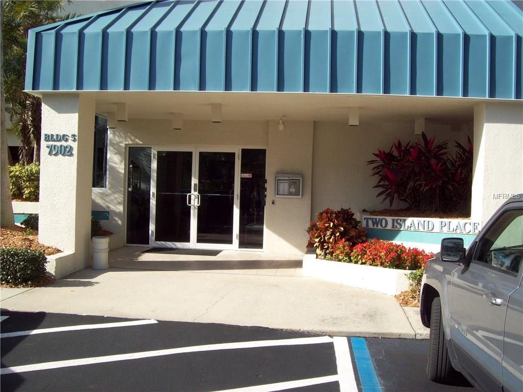 7902 SAILBOAT KEY BOULEVARD S, SOUTH PASADENA, Florida 33707, 2 Bedrooms Bedrooms, 5 Rooms Rooms,2 BathroomsBathrooms,Residential,For sale,SAILBOAT KEY,U7847596