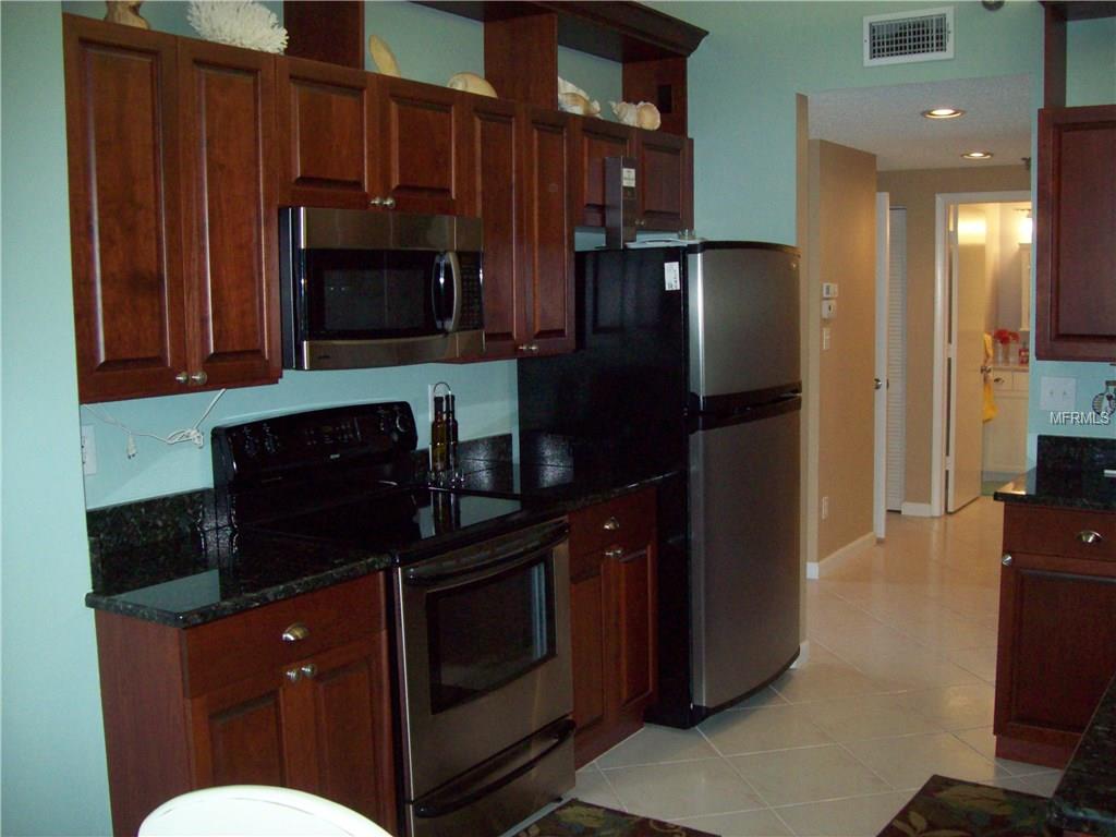7902 SAILBOAT KEY BOULEVARD S, SOUTH PASADENA, Florida 33707, 2 Bedrooms Bedrooms, 5 Rooms Rooms,2 BathroomsBathrooms,Residential,For sale,SAILBOAT KEY,U7847596