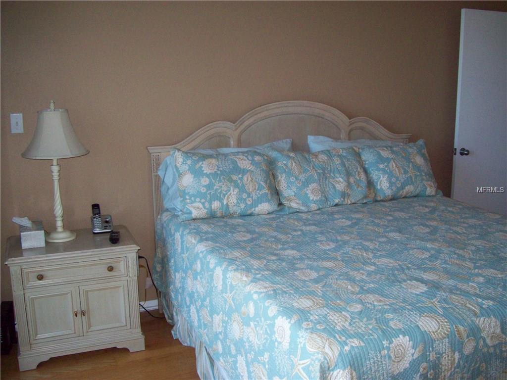 7902 SAILBOAT KEY BOULEVARD S, SOUTH PASADENA, Florida 33707, 2 Bedrooms Bedrooms, 5 Rooms Rooms,2 BathroomsBathrooms,Residential,For sale,SAILBOAT KEY,U7847596