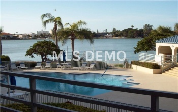 7902 SAILBOAT KEY BOULEVARD S, SOUTH PASADENA, Florida 33707, 2 Bedrooms Bedrooms, 5 Rooms Rooms,2 BathroomsBathrooms,Residential,For sale,SAILBOAT KEY,U7847596