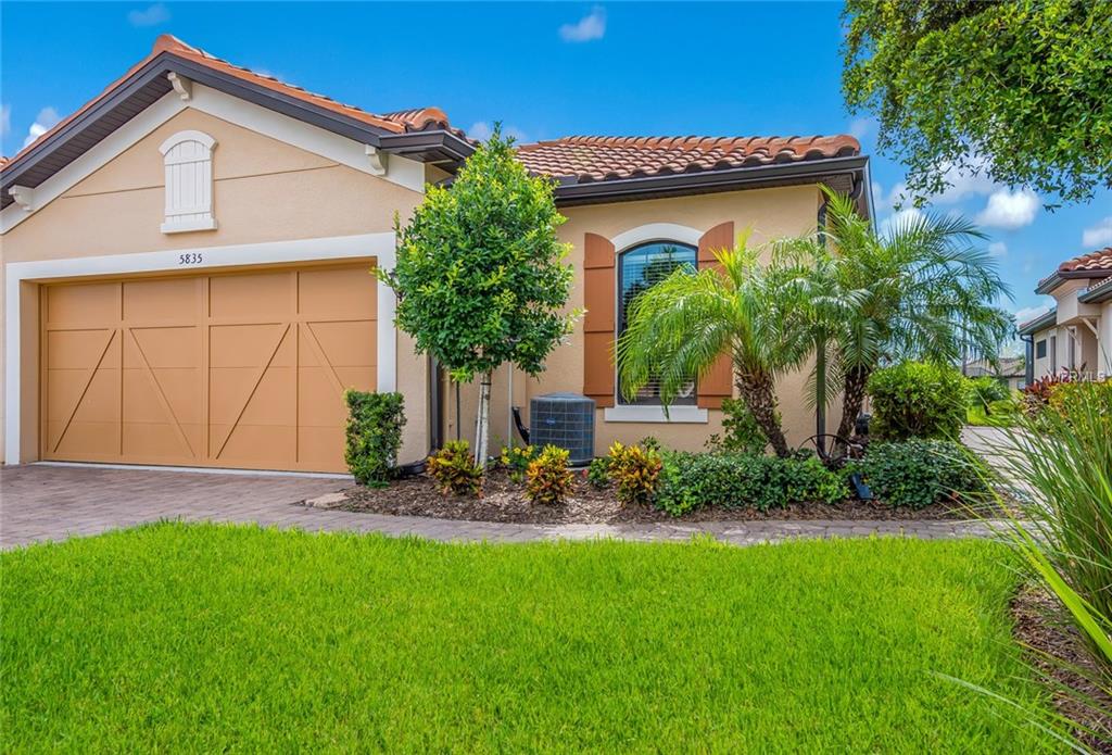 5835 CAVANO DRIVE, SARASOTA, Florida 34231, 3 Bedrooms Bedrooms, 7 Rooms Rooms,2 BathroomsBathrooms,Residential,For sale,CAVANO,A4193659