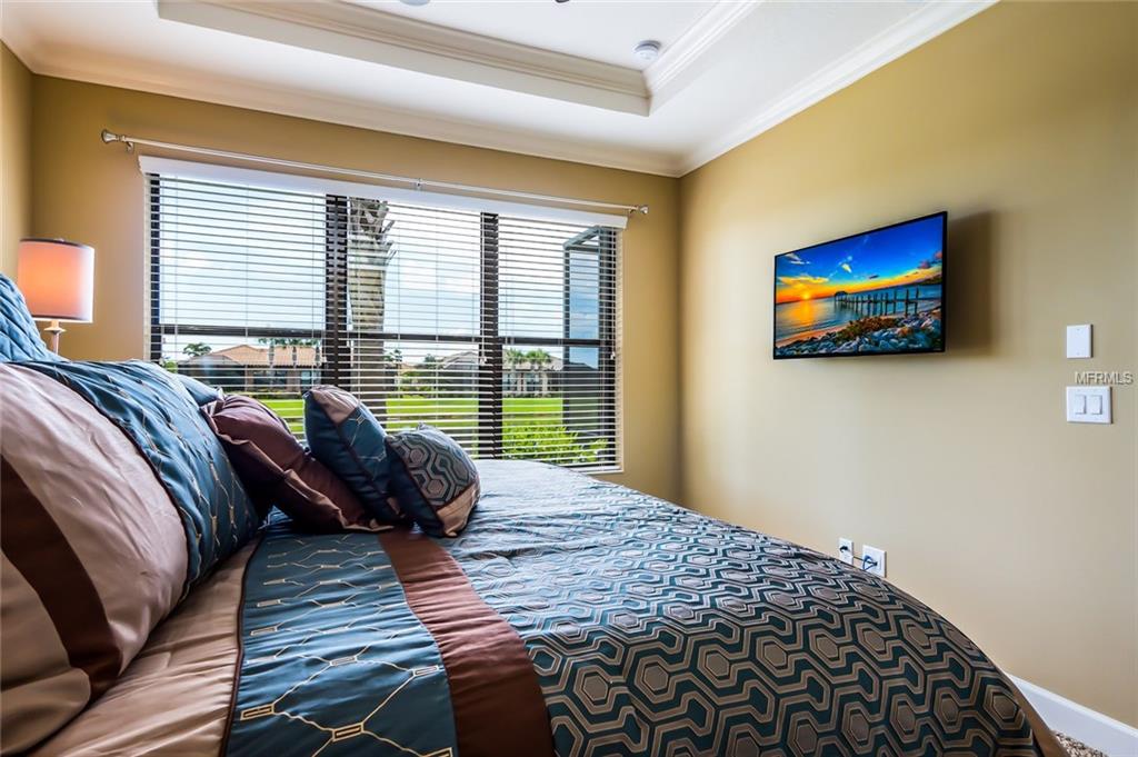 5835 CAVANO DRIVE, SARASOTA, Florida 34231, 3 Bedrooms Bedrooms, 7 Rooms Rooms,2 BathroomsBathrooms,Residential,For sale,CAVANO,A4193659