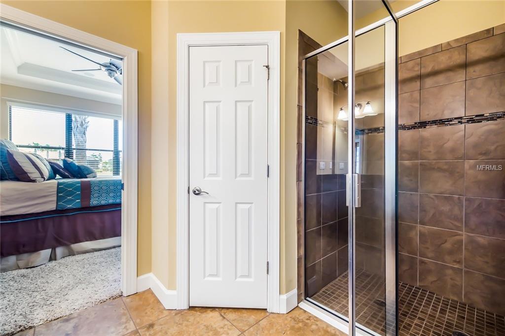 5835 CAVANO DRIVE, SARASOTA, Florida 34231, 3 Bedrooms Bedrooms, 7 Rooms Rooms,2 BathroomsBathrooms,Residential,For sale,CAVANO,A4193659