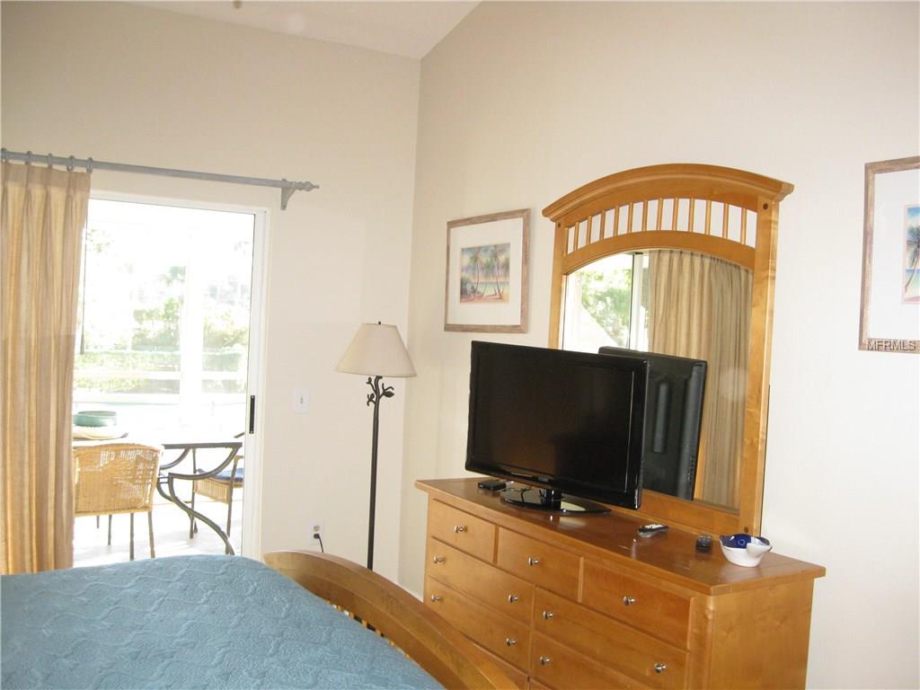 1232 SIESTA BAYSIDE DRIVE, SARASOTA, Florida 34242, 3 Bedrooms Bedrooms, 9 Rooms Rooms,2 BathroomsBathrooms,Residential,For sale,SIESTA BAYSIDE,A4204345