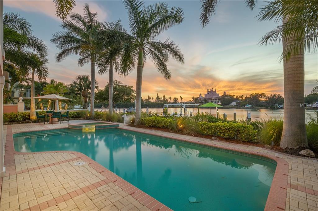 1 MANGROVE POINT, ST PETE BEACH, Florida 33706, 4 Bedrooms Bedrooms, 8 Rooms Rooms,4 BathroomsBathrooms,Residential,For sale,MANGROVE,U7842422