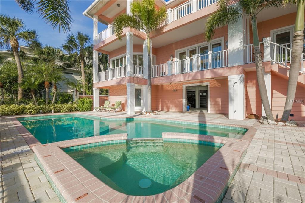 1 MANGROVE POINT, ST PETE BEACH, Florida 33706, 4 Bedrooms Bedrooms, 8 Rooms Rooms,4 BathroomsBathrooms,Residential,For sale,MANGROVE,U7842422