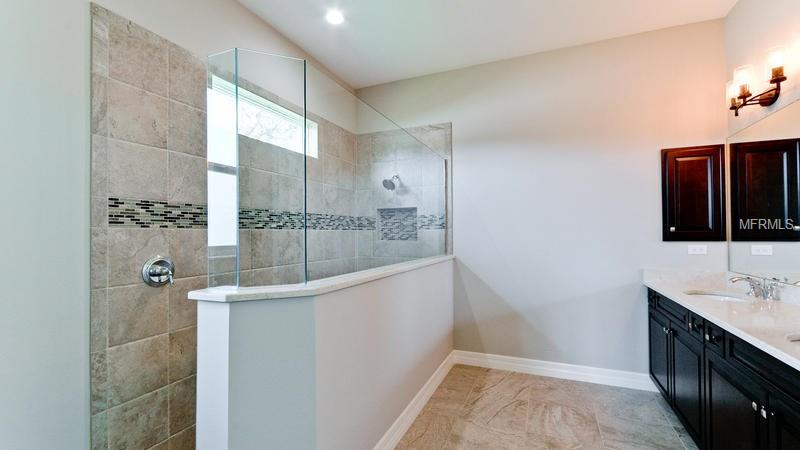 909 HARBOR DRIVE S, VENICE, Florida 34285, 3 Bedrooms Bedrooms, 7 Rooms Rooms,2 BathroomsBathrooms,Residential,For sale,HARBOR,N5915740