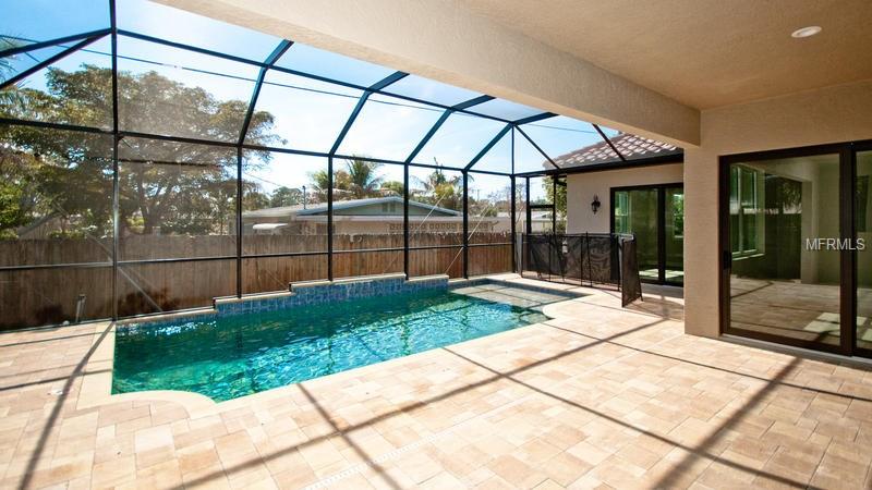 909 HARBOR DRIVE S, VENICE, Florida 34285, 3 Bedrooms Bedrooms, 7 Rooms Rooms,2 BathroomsBathrooms,Residential,For sale,HARBOR,N5915740