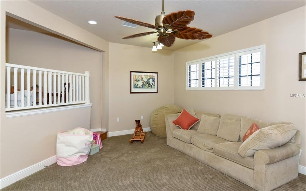 6910 DOMINION LANE, LAKEWOOD RANCH, Florida 34202, 4 Bedrooms Bedrooms, 10 Rooms Rooms,3 BathroomsBathrooms,Residential,For sale,DOMINION,A4206565