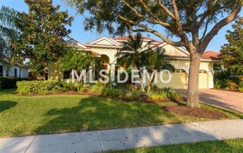 6910 DOMINION LANE, LAKEWOOD RANCH, Florida 34202, 4 Bedrooms Bedrooms, 10 Rooms Rooms,3 BathroomsBathrooms,Residential,For sale,DOMINION,A4206565
