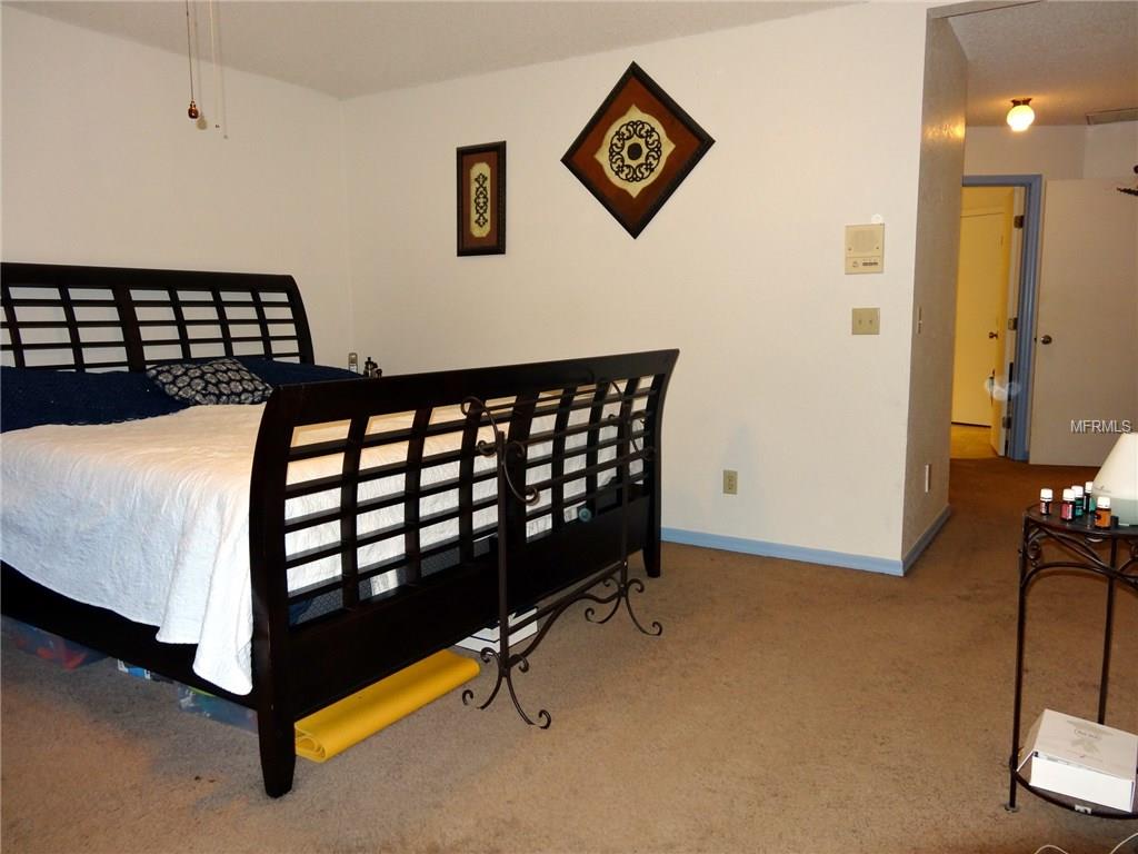 364 VAIL DRIVE, WINTER HAVEN, Florida 33884, 3 Bedrooms Bedrooms, 9 Rooms Rooms,2 BathroomsBathrooms,Residential,For sale,VAIL,P4718754