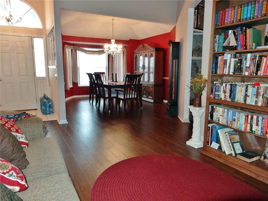 364 VAIL DRIVE, WINTER HAVEN, Florida 33884, 3 Bedrooms Bedrooms, 9 Rooms Rooms,2 BathroomsBathrooms,Residential,For sale,VAIL,P4718754