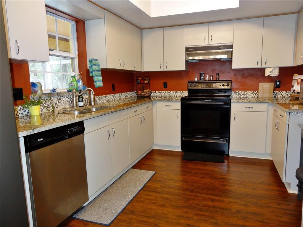 364 VAIL DRIVE, WINTER HAVEN, Florida 33884, 3 Bedrooms Bedrooms, 9 Rooms Rooms,2 BathroomsBathrooms,Residential,For sale,VAIL,P4718754