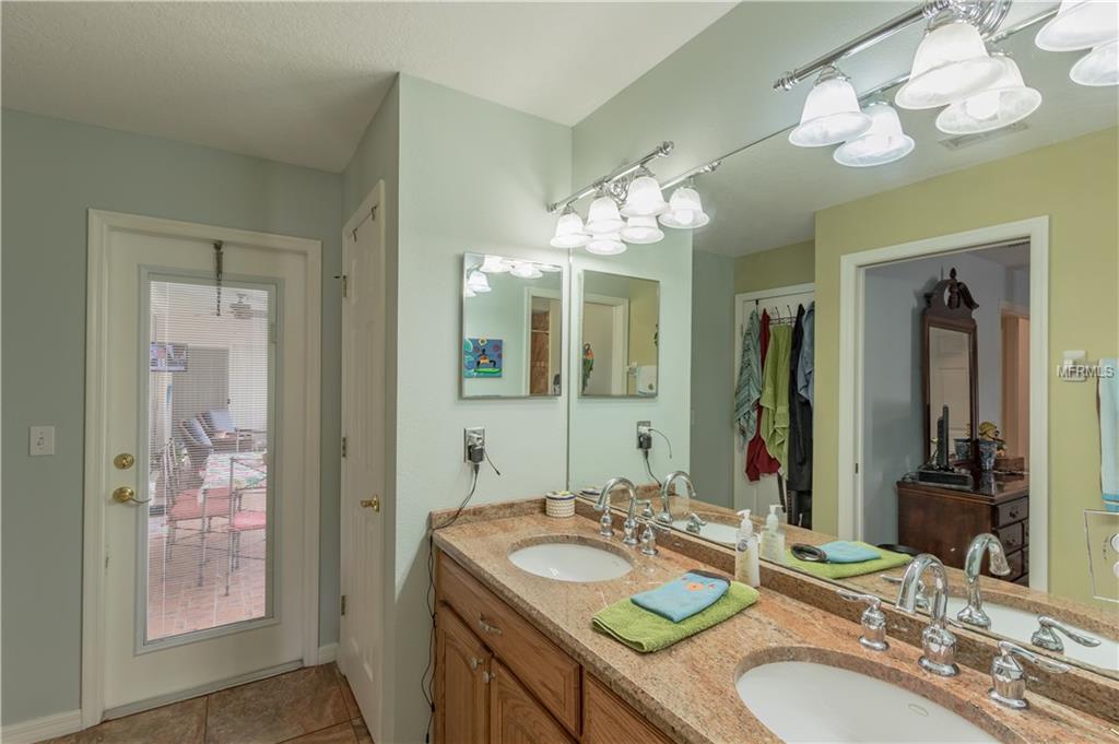 10915 VISTA DEL SOL CIRCLE, CLERMONT, Florida 34711, 3 Bedrooms Bedrooms, 6 Rooms Rooms,2 BathroomsBathrooms,Residential,For sale,VISTA DEL SOL,G4852271