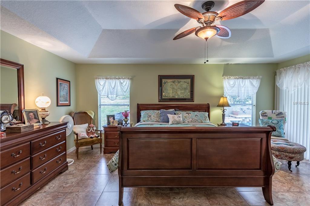 10915 VISTA DEL SOL CIRCLE, CLERMONT, Florida 34711, 3 Bedrooms Bedrooms, 6 Rooms Rooms,2 BathroomsBathrooms,Residential,For sale,VISTA DEL SOL,G4852271