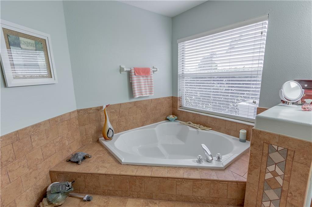 10915 VISTA DEL SOL CIRCLE, CLERMONT, Florida 34711, 3 Bedrooms Bedrooms, 6 Rooms Rooms,2 BathroomsBathrooms,Residential,For sale,VISTA DEL SOL,G4852271