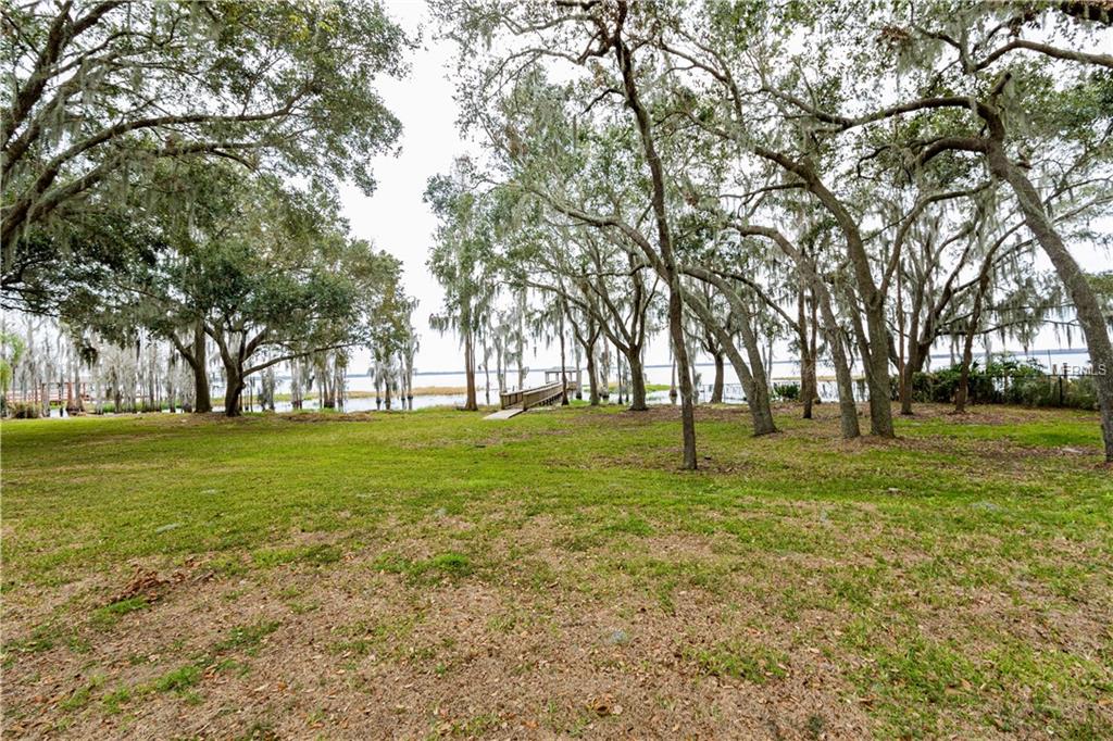 10915 VISTA DEL SOL CIRCLE, CLERMONT, Florida 34711, 3 Bedrooms Bedrooms, 6 Rooms Rooms,2 BathroomsBathrooms,Residential,For sale,VISTA DEL SOL,G4852271