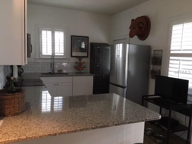 104 OKLAHOMA AVENUE, LEESBURG, Florida 34748, 2 Bedrooms Bedrooms, 6 Rooms Rooms,1 BathroomBathrooms,Residential,For sale,OKLAHOMA,C7248681