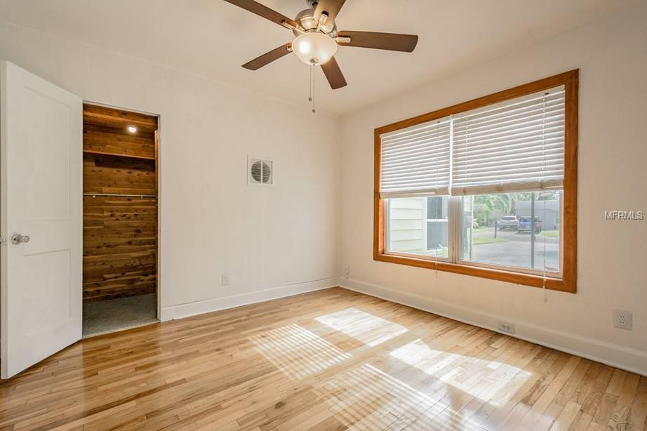 14075 N BAYSHORE DRIVE, MADEIRA BEACH, Florida 33708, 3 Bedrooms Bedrooms, 8 Rooms Rooms,3 BathroomsBathrooms,Residential,For sale,BAYSHORE,U7847520