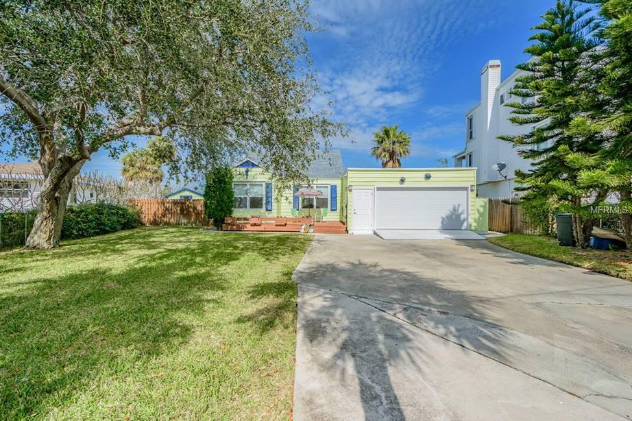 14075 N BAYSHORE DRIVE, MADEIRA BEACH, Florida 33708, 3 Bedrooms Bedrooms, 8 Rooms Rooms,3 BathroomsBathrooms,Residential,For sale,BAYSHORE,U7847520