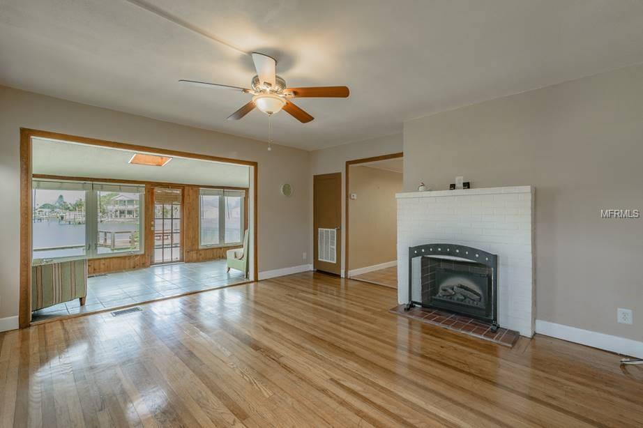 14075 N BAYSHORE DRIVE, MADEIRA BEACH, Florida 33708, 3 Bedrooms Bedrooms, 8 Rooms Rooms,3 BathroomsBathrooms,Residential,For sale,BAYSHORE,U7847520