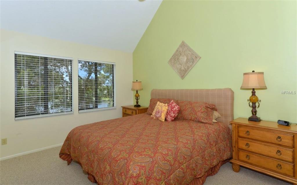 1916 HARBOURSIDE DRIVE, LONGBOAT KEY, Florida 34228, 2 Bedrooms Bedrooms, 6 Rooms Rooms,2 BathroomsBathrooms,Residential,For sale,HARBOURSIDE,A4186989