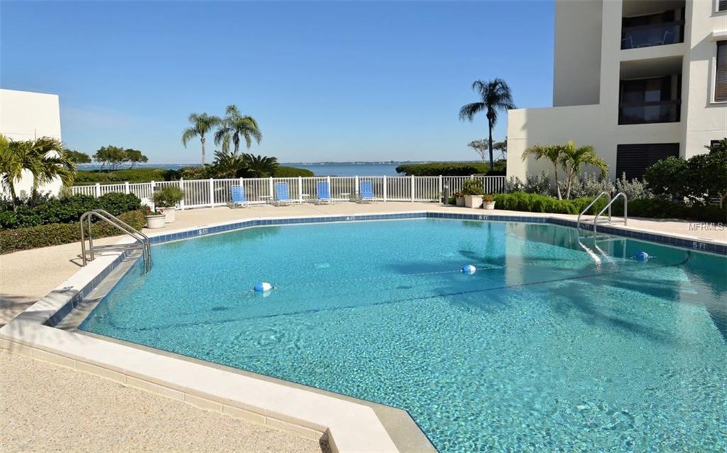 1916 HARBOURSIDE DRIVE, LONGBOAT KEY, Florida 34228, 2 Bedrooms Bedrooms, 6 Rooms Rooms,2 BathroomsBathrooms,Residential,For sale,HARBOURSIDE,A4186989