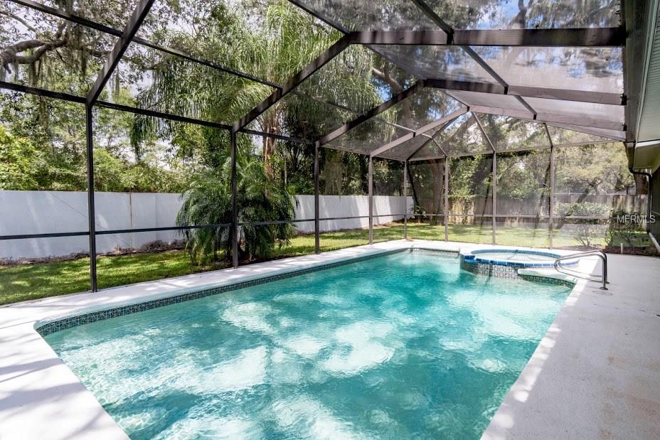 2517 MASON OAKS DRIVE, VALRICO, Florida 33596, 4 Bedrooms Bedrooms, 11 Rooms Rooms,3 BathroomsBathrooms,Residential,For sale,MASON OAKS,T2897976