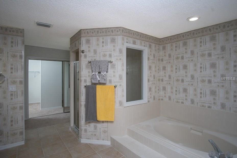 2517 MASON OAKS DRIVE, VALRICO, Florida 33596, 4 Bedrooms Bedrooms, 11 Rooms Rooms,3 BathroomsBathrooms,Residential,For sale,MASON OAKS,T2897976