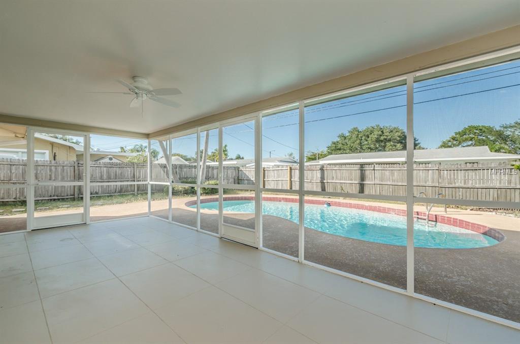 1774 BENTLEY STREET, CLEARWATER, Florida 33755, 2 Bedrooms Bedrooms, 3 Rooms Rooms,2 BathroomsBathrooms,Residential,For sale,BENTLEY,U7838991