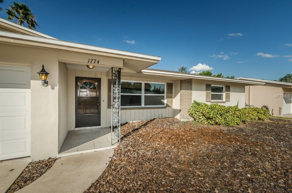 1774 BENTLEY STREET, CLEARWATER, Florida 33755, 2 Bedrooms Bedrooms, 3 Rooms Rooms,2 BathroomsBathrooms,Residential,For sale,BENTLEY,U7838991