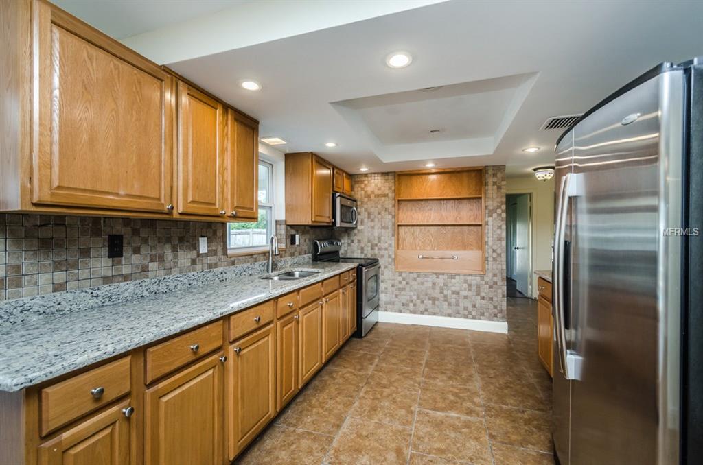 1774 BENTLEY STREET, CLEARWATER, Florida 33755, 2 Bedrooms Bedrooms, 3 Rooms Rooms,2 BathroomsBathrooms,Residential,For sale,BENTLEY,U7838991