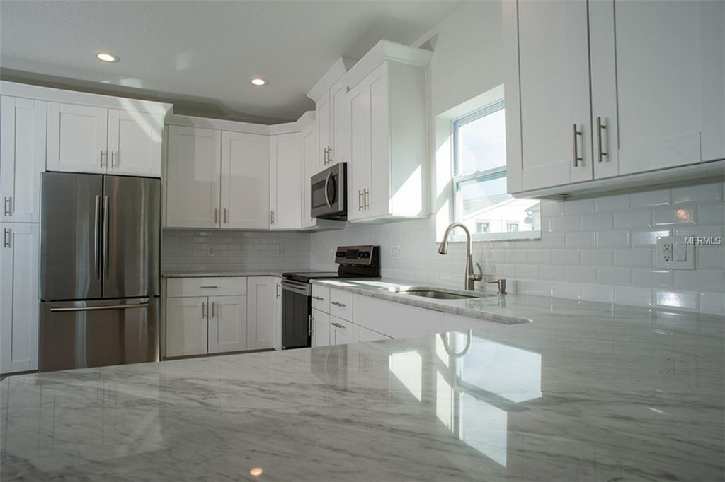 101 N FREDRICA AVENUE, CLEARWATER, Florida 33755, 3 Bedrooms Bedrooms, 8 Rooms Rooms,2 BathroomsBathrooms,Residential,For sale,FREDRICA,U7843887