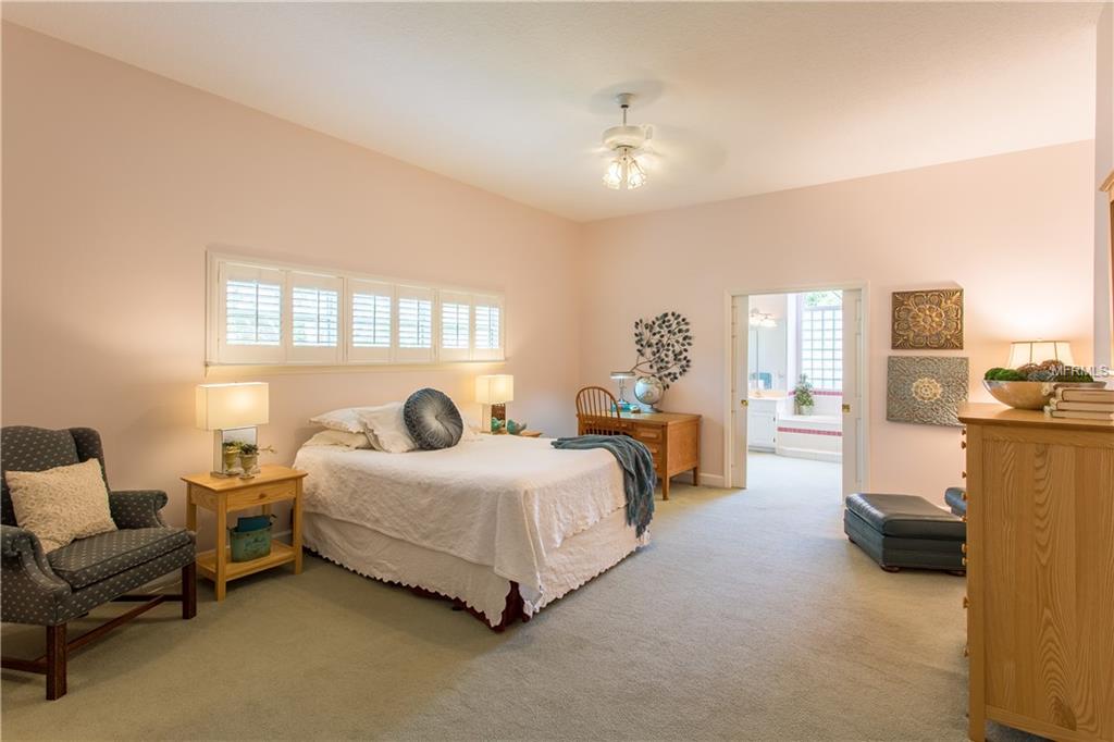 1775 CAROLLEE LANE, WINTER PARK, Florida 32789, 4 Bedrooms Bedrooms, 9 Rooms Rooms,3 BathroomsBathrooms,Residential,For sale,CAROLLEE,O5558803