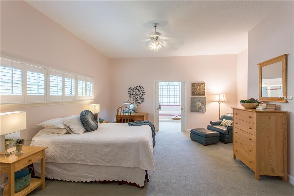 1775 CAROLLEE LANE, WINTER PARK, Florida 32789, 4 Bedrooms Bedrooms, 9 Rooms Rooms,3 BathroomsBathrooms,Residential,For sale,CAROLLEE,O5558803