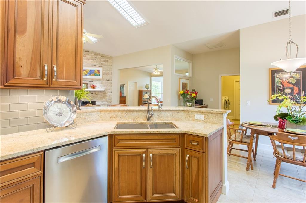 1775 CAROLLEE LANE, WINTER PARK, Florida 32789, 4 Bedrooms Bedrooms, 9 Rooms Rooms,3 BathroomsBathrooms,Residential,For sale,CAROLLEE,O5558803