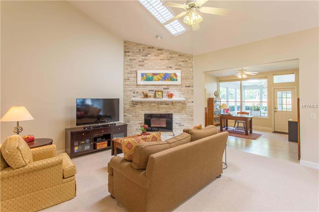 1775 CAROLLEE LANE, WINTER PARK, Florida 32789, 4 Bedrooms Bedrooms, 9 Rooms Rooms,3 BathroomsBathrooms,Residential,For sale,CAROLLEE,O5558803