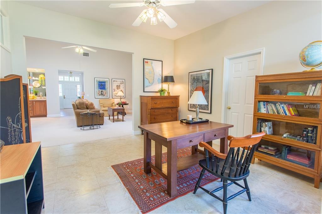 1775 CAROLLEE LANE, WINTER PARK, Florida 32789, 4 Bedrooms Bedrooms, 9 Rooms Rooms,3 BathroomsBathrooms,Residential,For sale,CAROLLEE,O5558803