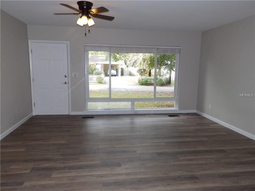 2471 HARVARD ROAD, DELAND, Florida 32724, 3 Bedrooms Bedrooms, 8 Rooms Rooms,2 BathroomsBathrooms,Residential,For sale,HARVARD,V4722703