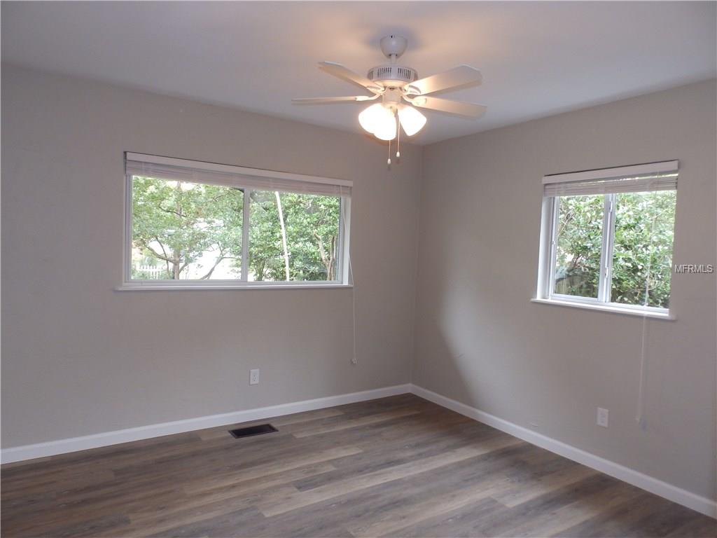 2471 HARVARD ROAD, DELAND, Florida 32724, 3 Bedrooms Bedrooms, 8 Rooms Rooms,2 BathroomsBathrooms,Residential,For sale,HARVARD,V4722703