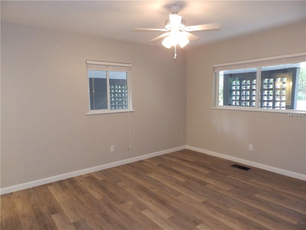 2471 HARVARD ROAD, DELAND, Florida 32724, 3 Bedrooms Bedrooms, 8 Rooms Rooms,2 BathroomsBathrooms,Residential,For sale,HARVARD,V4722703