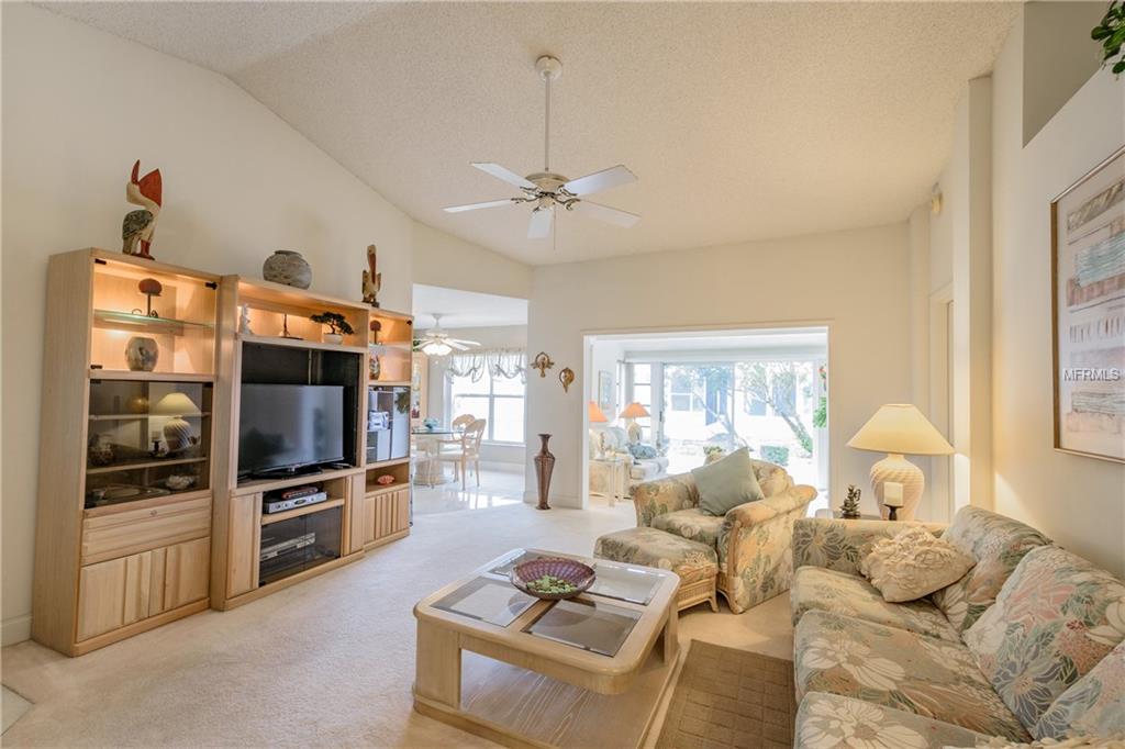 2011 W DEL WEBB BOULEVARD, SUN CITY CENTER, Florida 33573, 2 Bedrooms Bedrooms, 5 Rooms Rooms,2 BathroomsBathrooms,Residential,For sale,DEL WEBB,T2927021