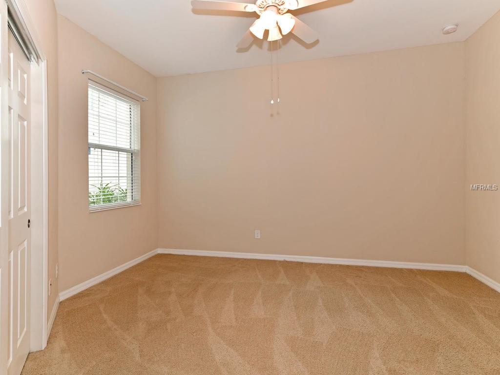 1037 RIVERSCAPE STREET, BRADENTON, Florida 34208, 3 Bedrooms Bedrooms, 7 Rooms Rooms,2 BathroomsBathrooms,Residential,For sale,RIVERSCAPE,A4209392