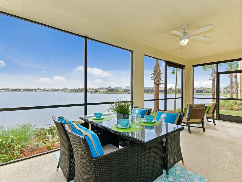 1037 RIVERSCAPE STREET, BRADENTON, Florida 34208, 3 Bedrooms Bedrooms, 7 Rooms Rooms,2 BathroomsBathrooms,Residential,For sale,RIVERSCAPE,A4209392