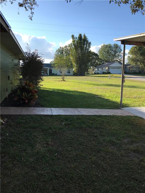 UMATILLA, Florida 32784, 3 Bedrooms Bedrooms, 7 Rooms Rooms,2 BathroomsBathrooms,Residential,For sale,G4852736