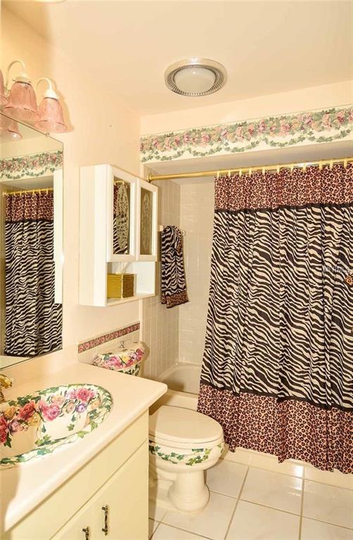 1622 LAYTON COURT, SUN CITY CENTER, Florida 33573, 2 Bedrooms Bedrooms, 6 Rooms Rooms,2 BathroomsBathrooms,Residential,For sale,LAYTON,T2928314