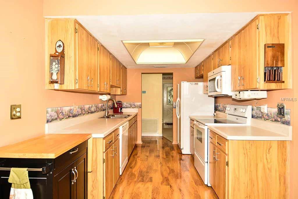 1622 LAYTON COURT, SUN CITY CENTER, Florida 33573, 2 Bedrooms Bedrooms, 6 Rooms Rooms,2 BathroomsBathrooms,Residential,For sale,LAYTON,T2928314