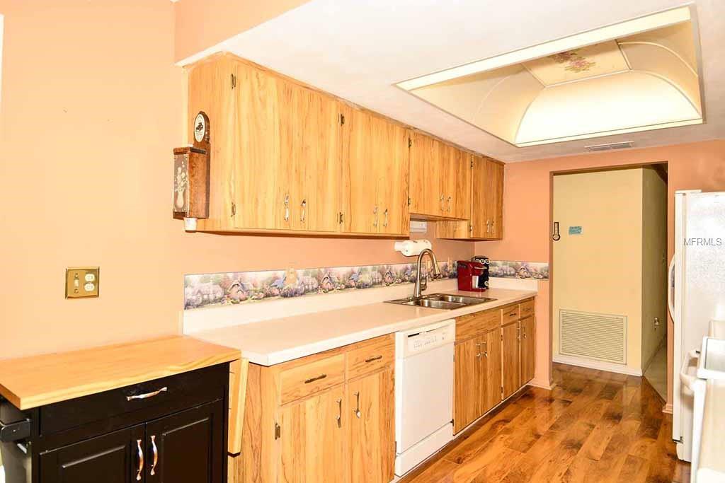 1622 LAYTON COURT, SUN CITY CENTER, Florida 33573, 2 Bedrooms Bedrooms, 6 Rooms Rooms,2 BathroomsBathrooms,Residential,For sale,LAYTON,T2928314