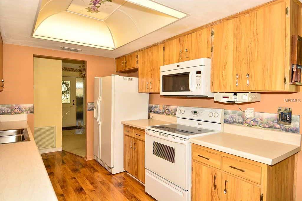 1622 LAYTON COURT, SUN CITY CENTER, Florida 33573, 2 Bedrooms Bedrooms, 6 Rooms Rooms,2 BathroomsBathrooms,Residential,For sale,LAYTON,T2928314